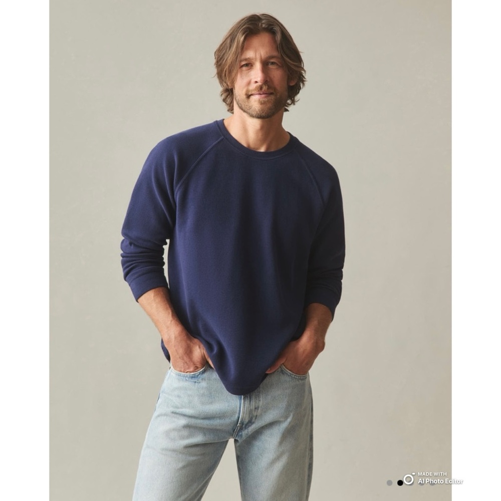American Giant Men’s Navy Blue French Rib Crew Sweater Size Medium NWOT